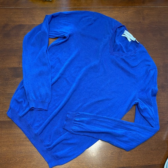 Calvin Klein Long Sleeve Sweater V-neck - Picture 2 of 6